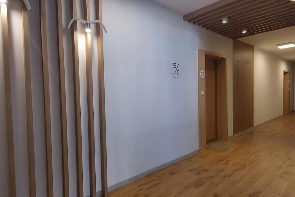 PogorzeUrokliwy Apartament Baltyk Nieopodal Gdyni Newアパートメント エクステリア 写真